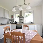 Charmante Ferienwohnung Mit Terrasse In Oldenburg, Holstein