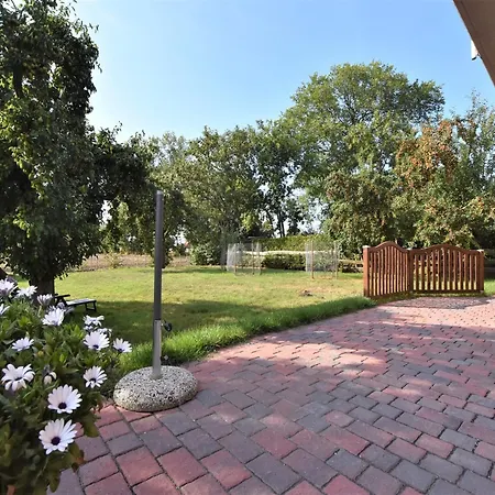 Charming In With Terrace * Oldenburg in Holstein