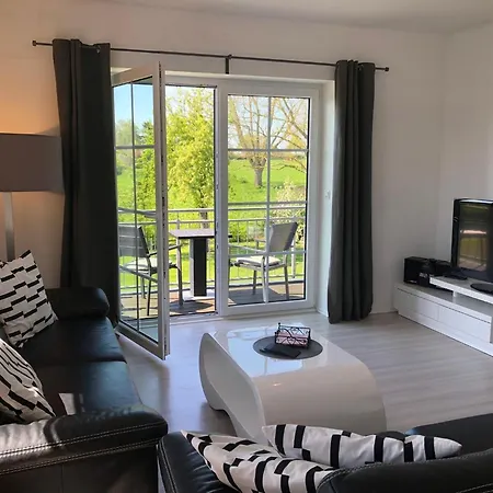 Charming In With Terrace Apartment Oldenburg in Holstein