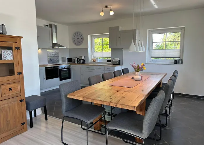 Charming In With Terrace Apartment Oldenburg in Holstein