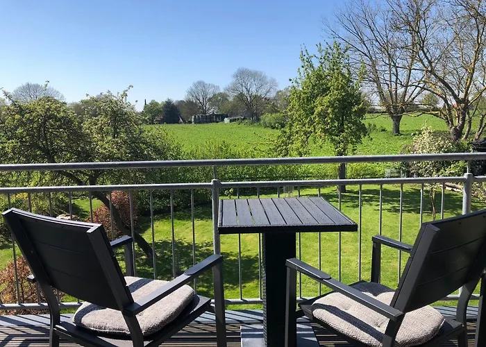 Charming In With Terrace *